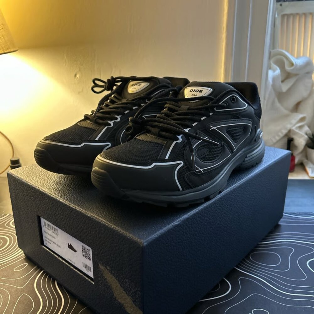 Dior B30